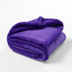 Waterproof dog blanket furniture protector feature detail view